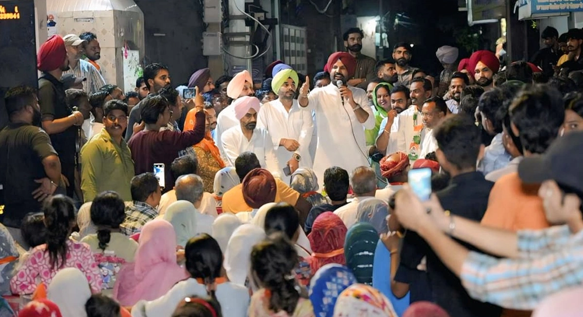 How Political Leaders Stay Connected With People: Lessons From Raja Warring Leadership Style