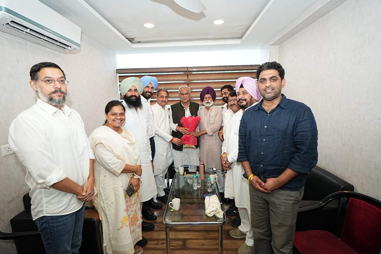 Shri Bhupesh Baghel, Punjab Congress In-charge, met with senior party leaders at Punjab Congress Bhawan, Chandigarh, to discuss organizational strengthening and preparations for the 2027 Punjab Assembly Elections. Image