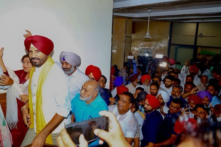 Punjab Congress In-charge Shri Bhupesh Baghel met with Congress leaders and party workers at Punjab Congress Bhawan, Chandigarh, to discuss organizational matters and strengthen the party at the grassroots level. Image