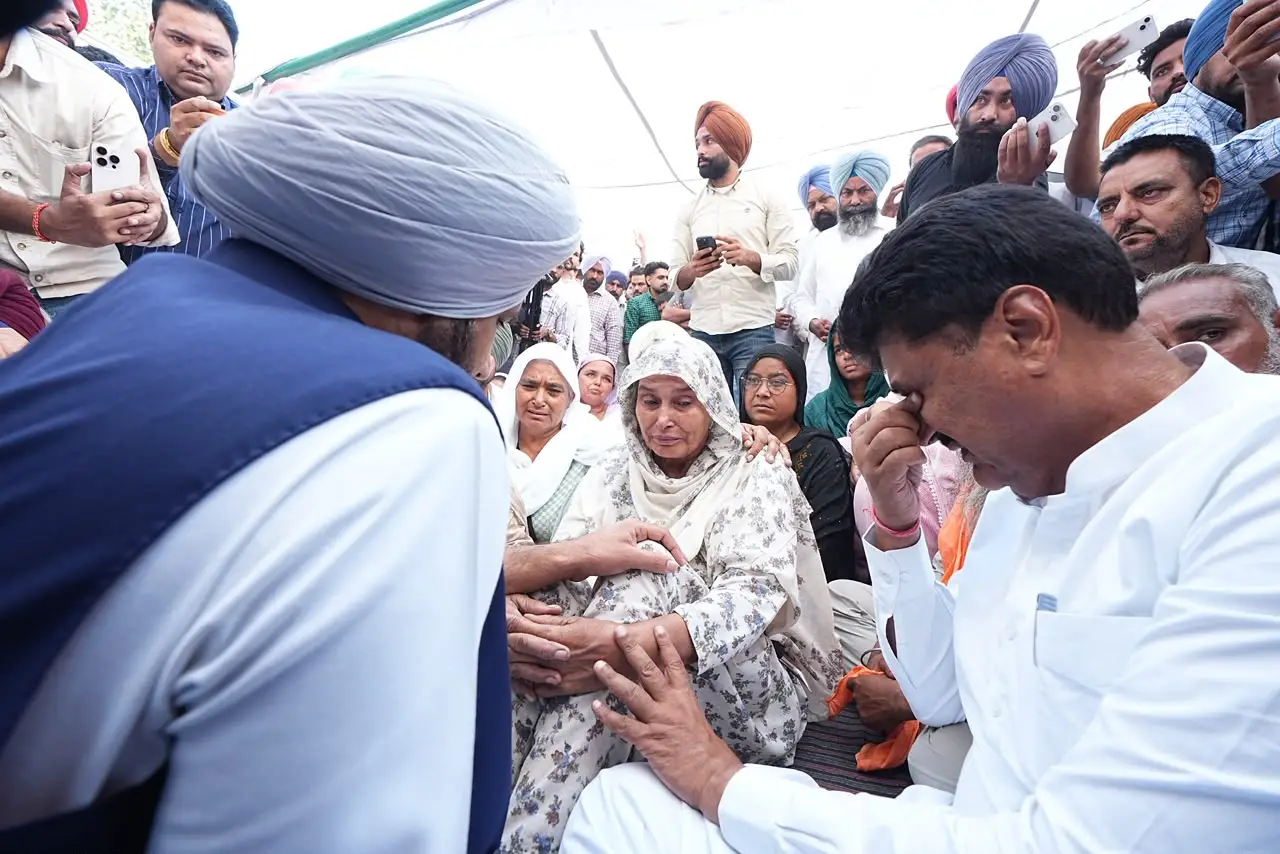 raja-warring-meets-parvinder-jhota-mother