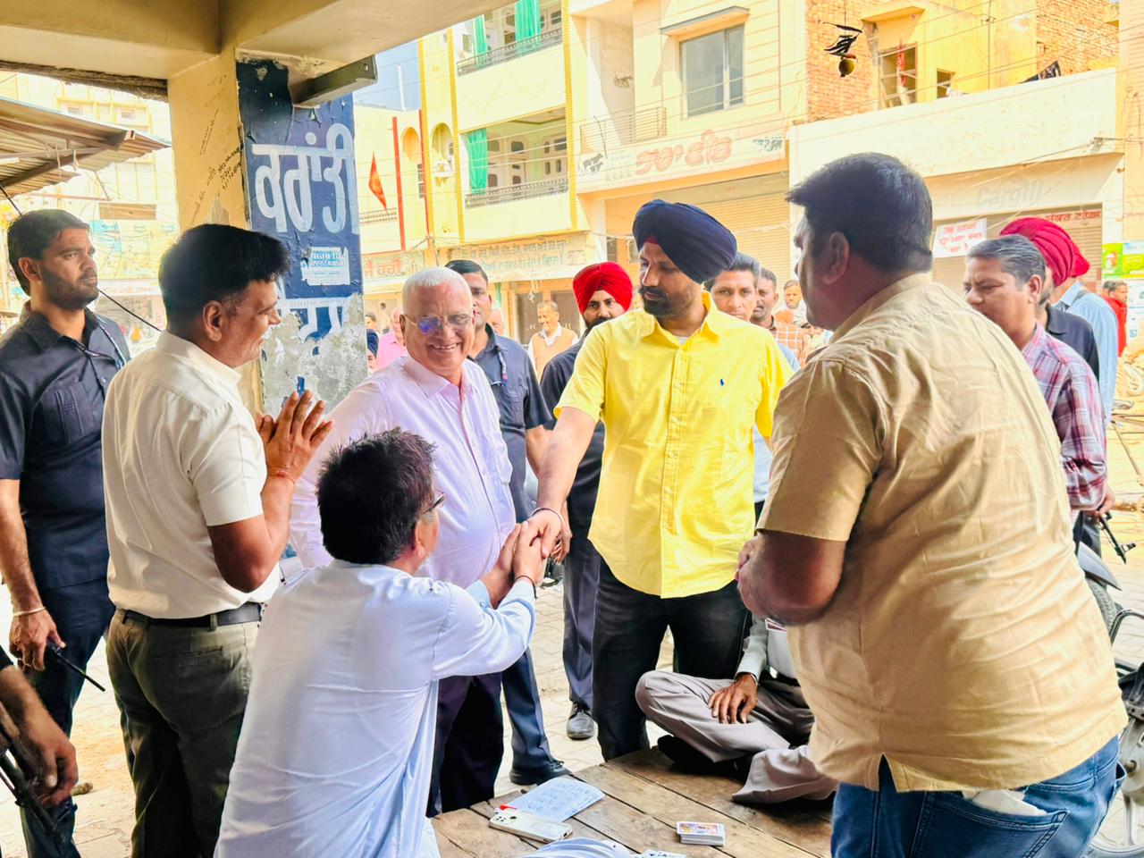 Understanding Community Challenges: Raja Warring's Ground-Level Interactions with Residents Image