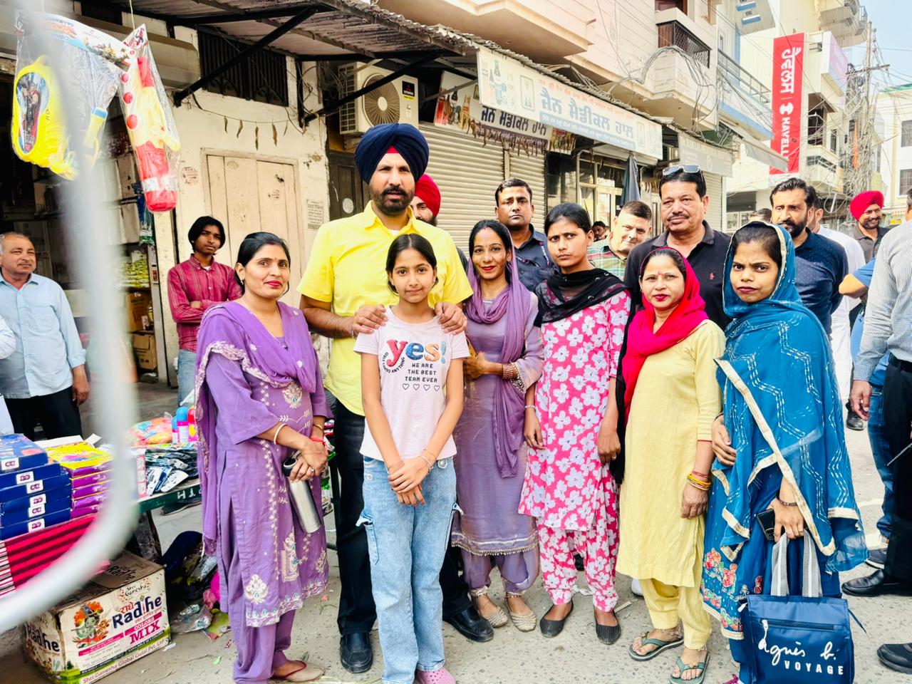 Understanding Community Challenges: Raja Warring's Ground-Level Interactions with Residents Image