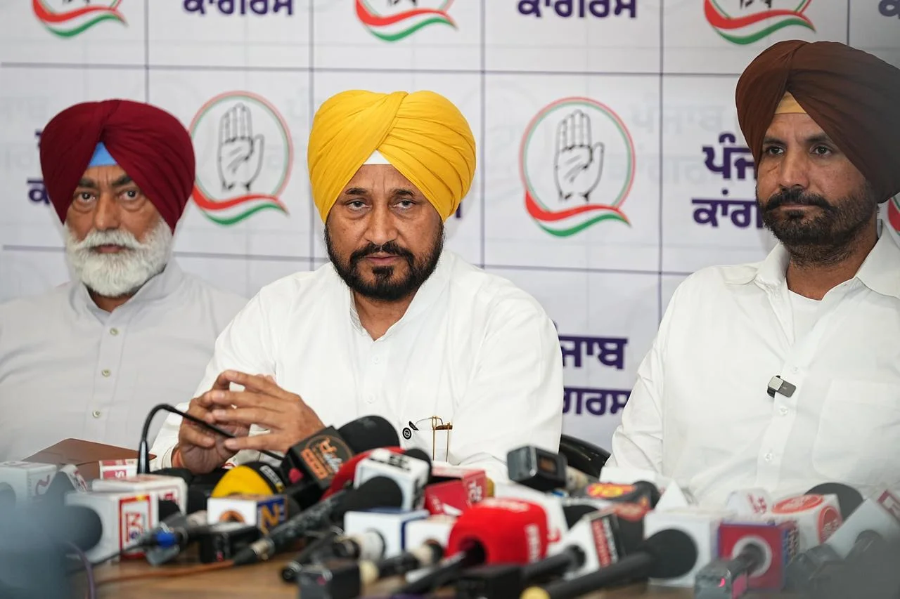 Raja Warring Alongside Senior Congress Leaders Presents the Party's United Stand on Bhagwant Mann's Resignation and the Akal Takht Issue Image